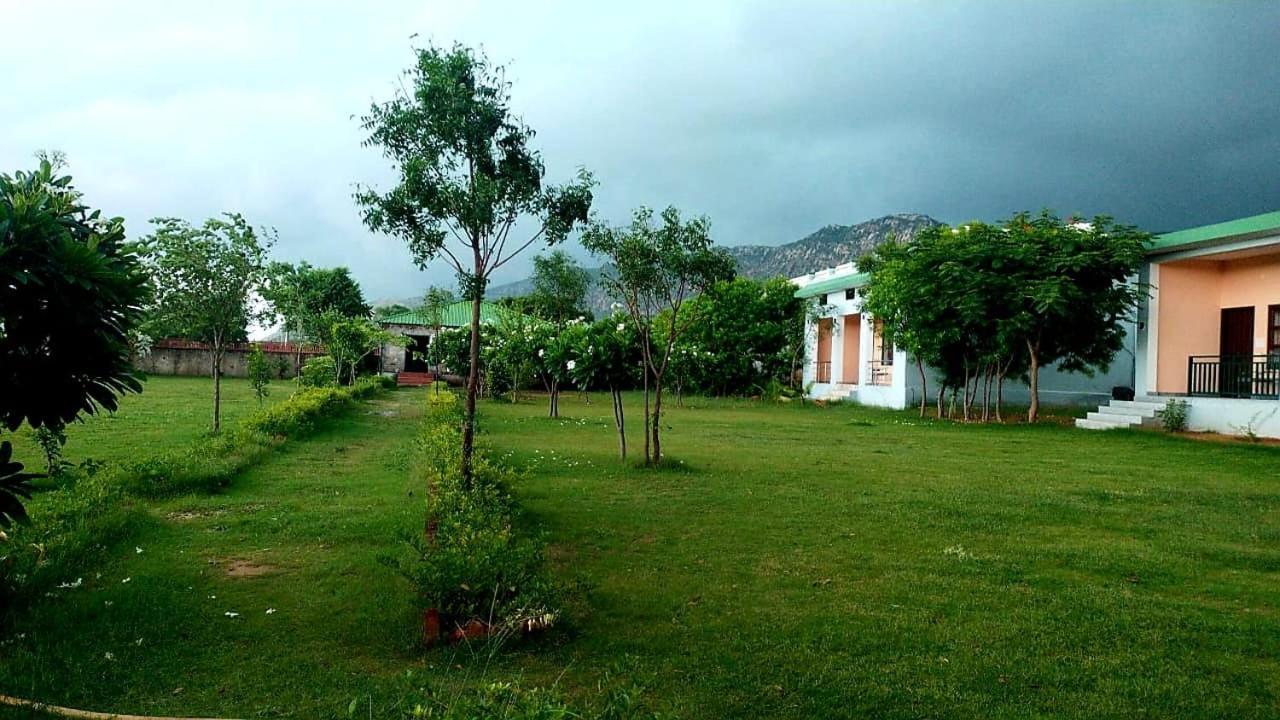 The Sariska Retreat Hotell Thana Ghazi Eksteriør bilde